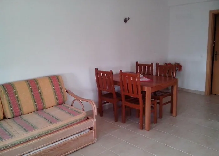 With 1 Bedroom L Appartamento Albufeira