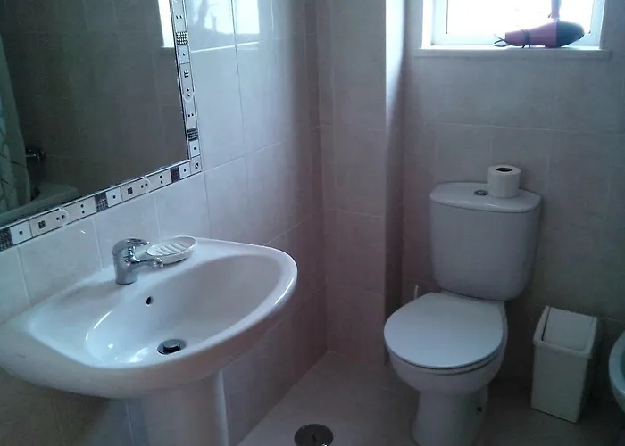 With 1 Bedroom L Appartement *