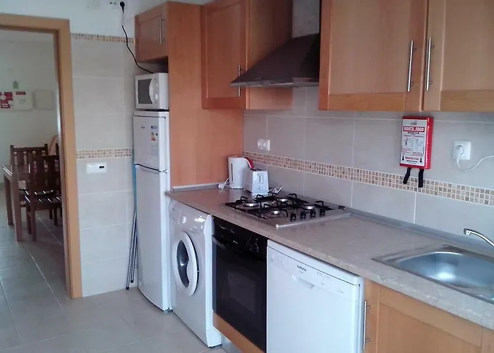 Апартаменты With 1 Bedroom L *