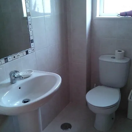 With 1 Bedroom L Apartament *